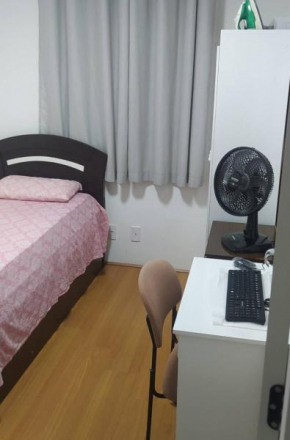 Quarto apto Centro SP, só mulheres.